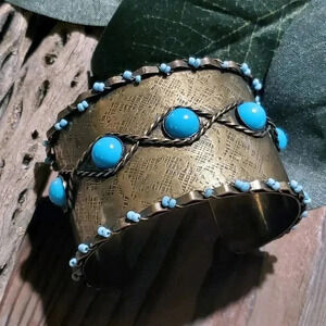 Antique Bronze Etched Twisted Wire Turquoise Blue Glass Cabochons Cuff Bracelet